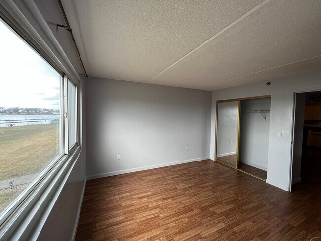 Photo - 200 Cove Way Unit 205