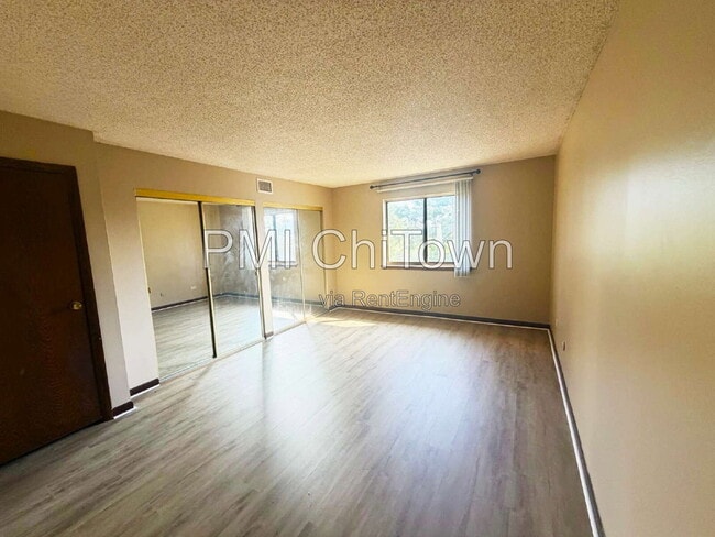 Photo - 1472 Carol Ct Unit 2a