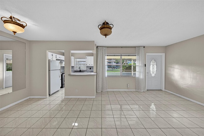 Photo - 5300 Washington St Unit H136