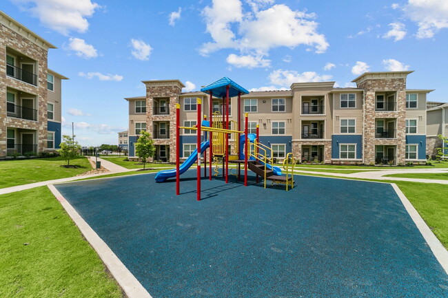 Cross Timbers Apartments