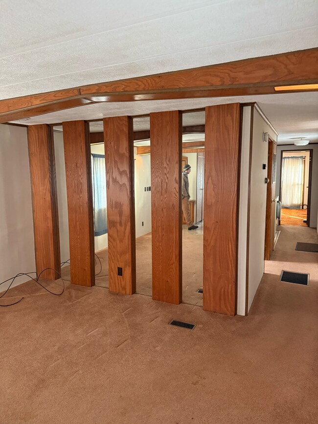 Photo - 14 Clifton Manor Dr