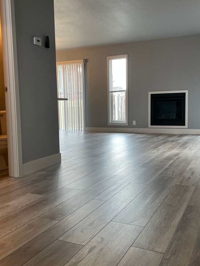 Photo - 3 bedroom Remodeled Townhome