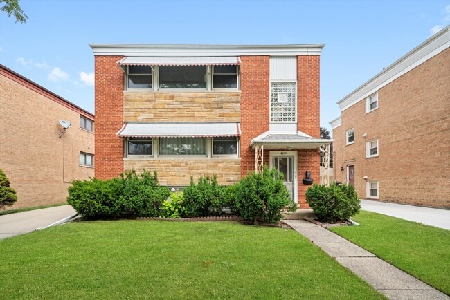 Building Photo - 8819 N Wisner St Unit 2