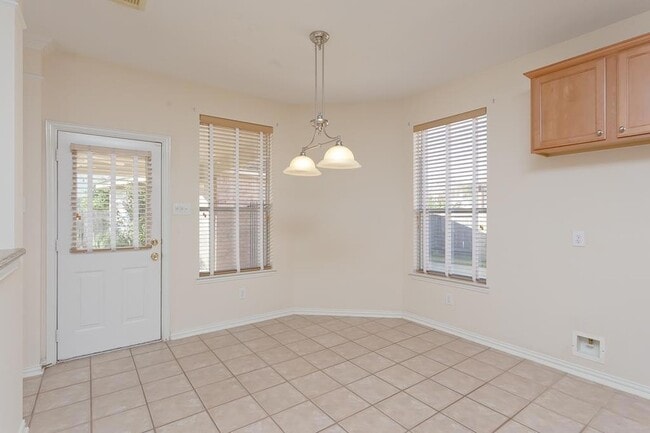 Photo - 310 Watercrest Harbor Ln