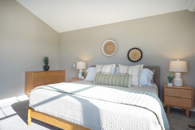 Photo - 115 N 46th St