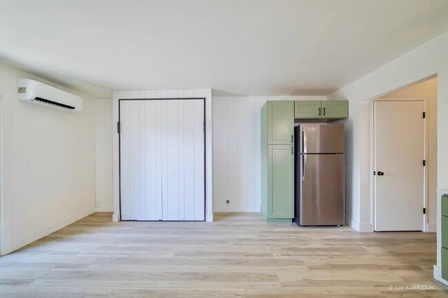 Photo - 1565 NW Wall St Unit Bend