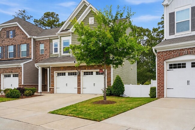 Photo - SPACIOUS AND BEAUTIFUL HOME IN MORRISVILLE-BRIER CREEK AREA