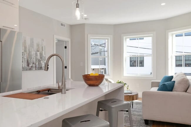 Photo - 23 Berkshire St Unidad 2