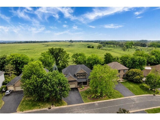 Photo - 645 Ramsey Cir