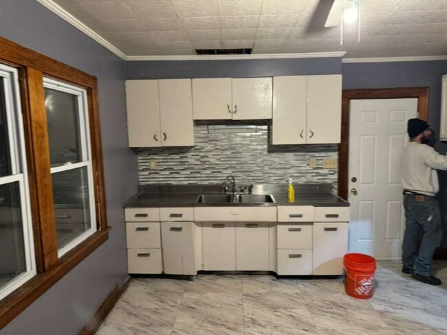 Photo - 4078 E 143rd St Unit A – Lower