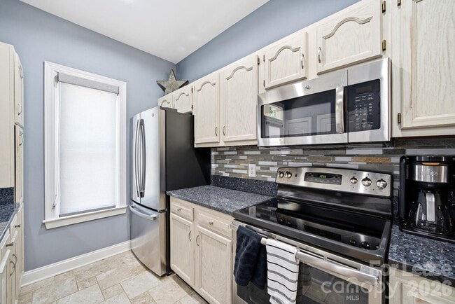 Photo - 1029 Park West Dr
