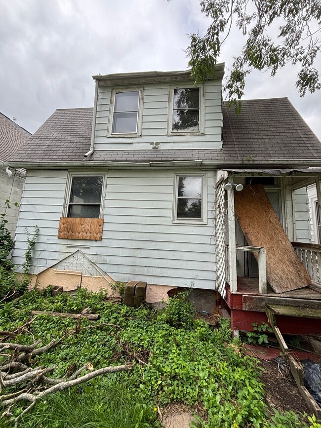 Photo - 609 Tracy St