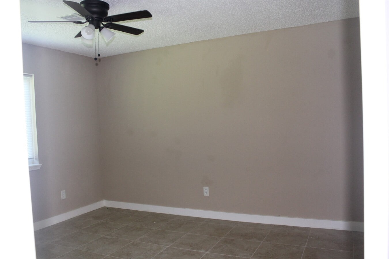 Photo - 4920 Deerwood Cir