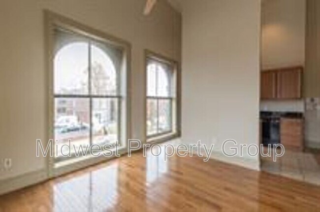 Photo - 4244 Chouteau Ave