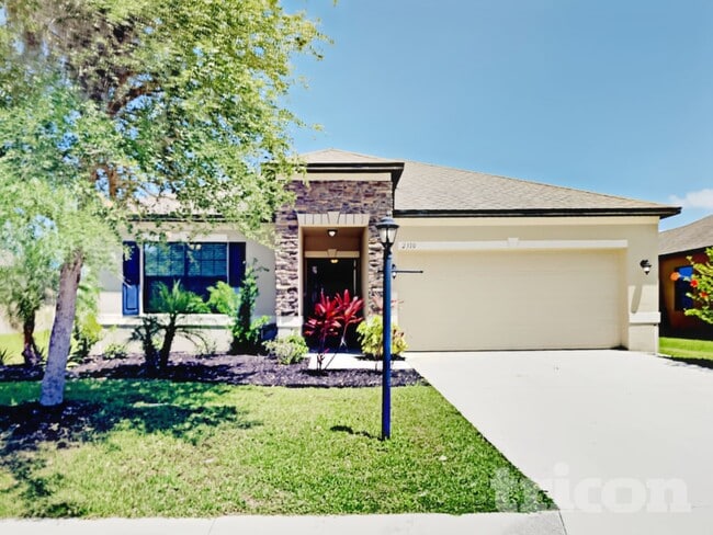 Photo - 2310 10th Ave E