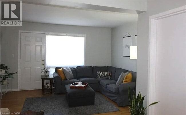 Photo - 11 Colmar Pl