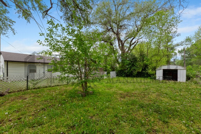 Photo - 1642 E Denver Dr