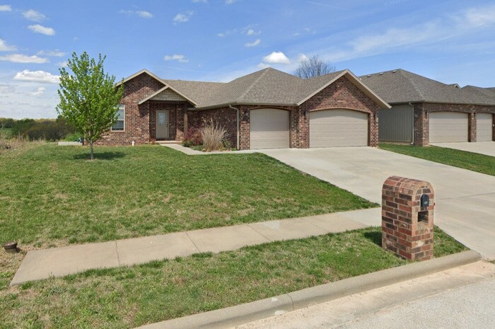 Photo - 863 S Dry Gulch Rd