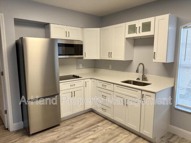 Photo - 205 Coconut Palm Way Unidad B