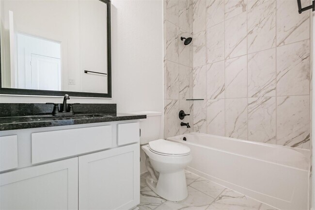 Photo - 1547 Cathedral Bend Drive