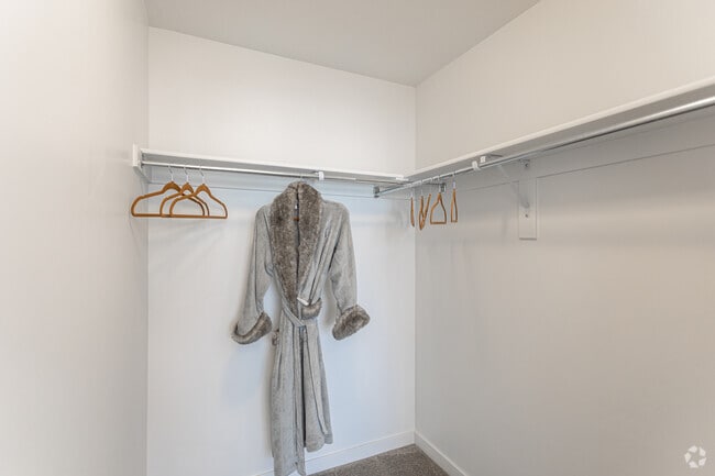2BR, 2BA - Temperate