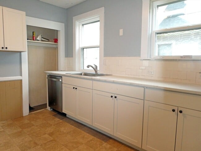 Photo - 55 Everett St Unit 1