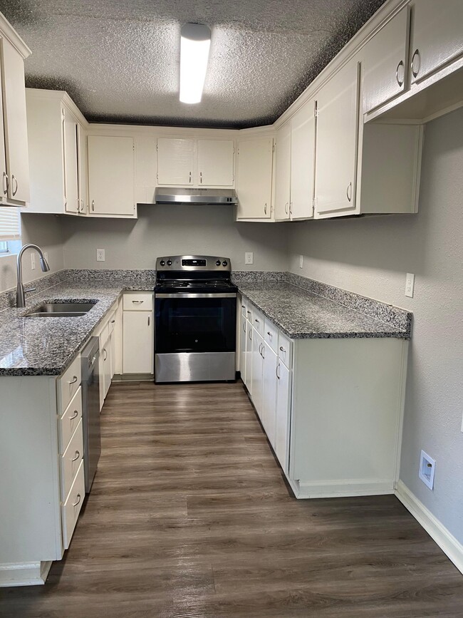 Photo - 2363 Virginia Ct