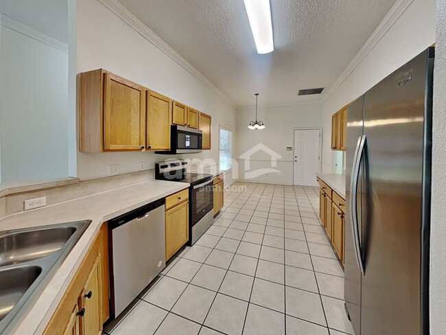 Photo - 224 N Lake Cunningham Ave