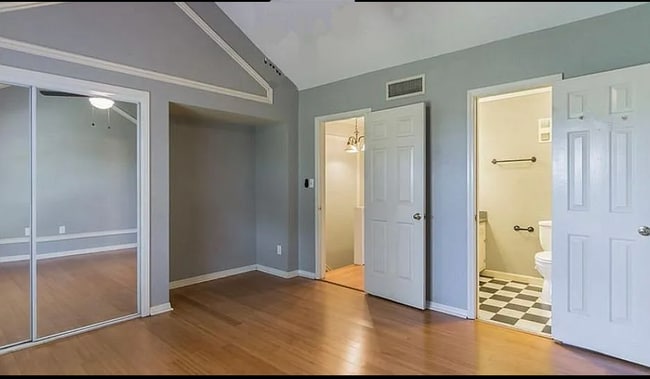 Photo - 1226 Villa Ln