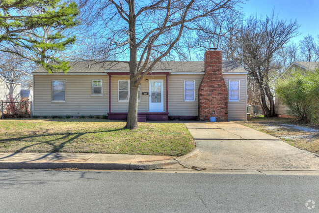 Building Photo - Affordable 3-Bedroom Home with Fenced Back...