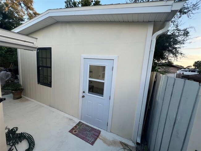 Building Photo - 6441 Willow Wood Ln