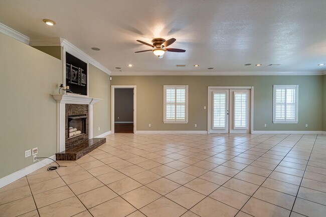 Photo - 3822 Indigo Cir