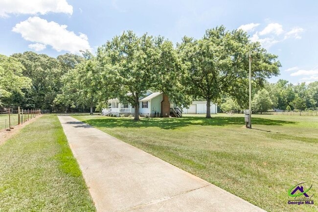 Photo - 236 Blue Meadow Cir