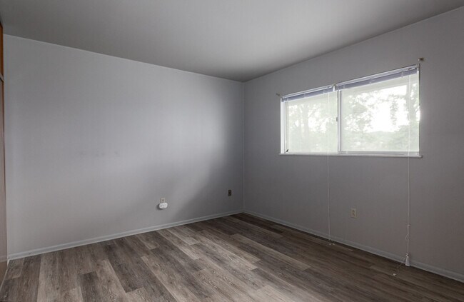 Photo - 101 McLane Ave