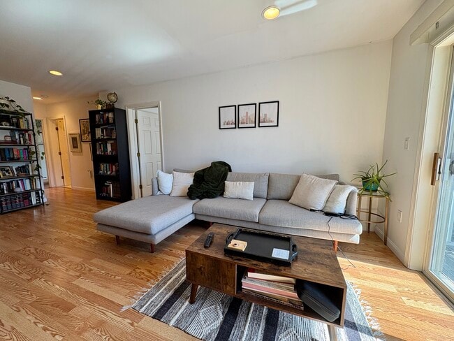 Photo - 20 Cameron St Unit 304