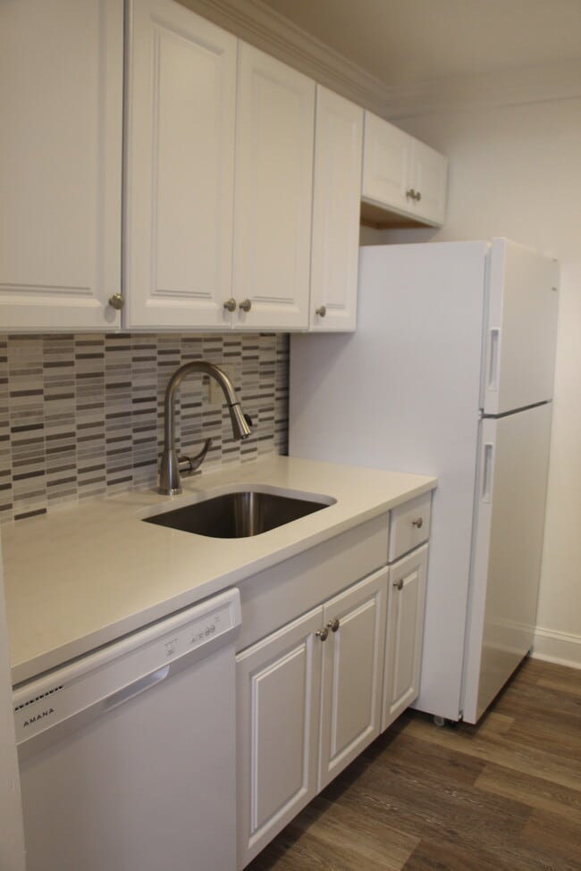 Photo - Randolph Apartments