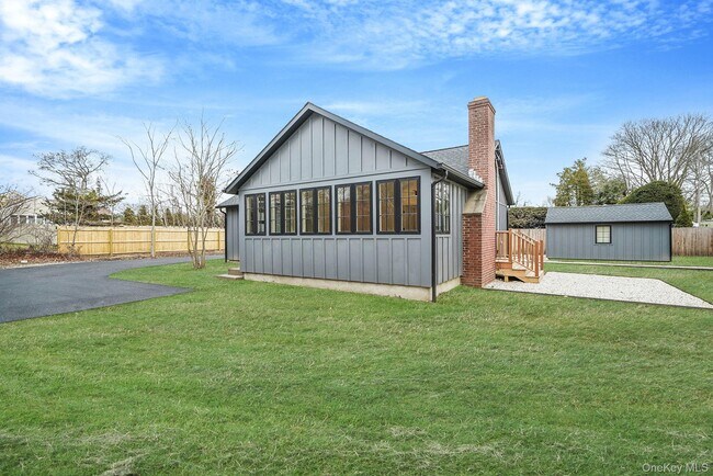 Photo - 23 Roosevelt Blvd