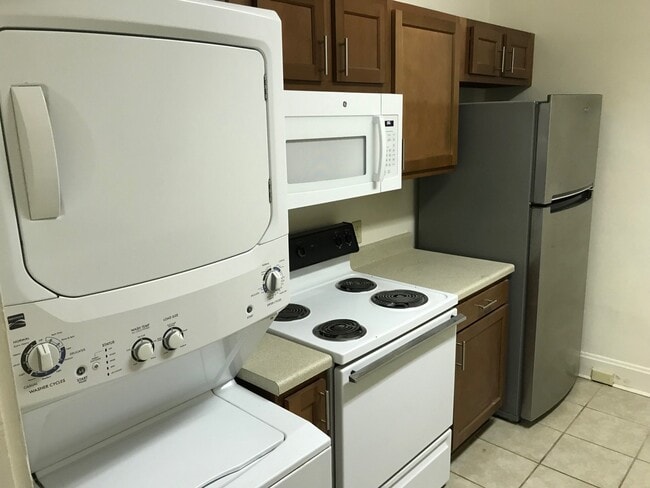 Photo - 616 John Marshall Dr