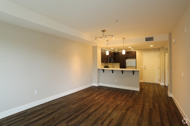 I BR, 1 BA - Plan B
