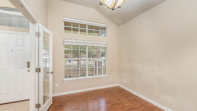 Photo - 209 Ranch House Rd