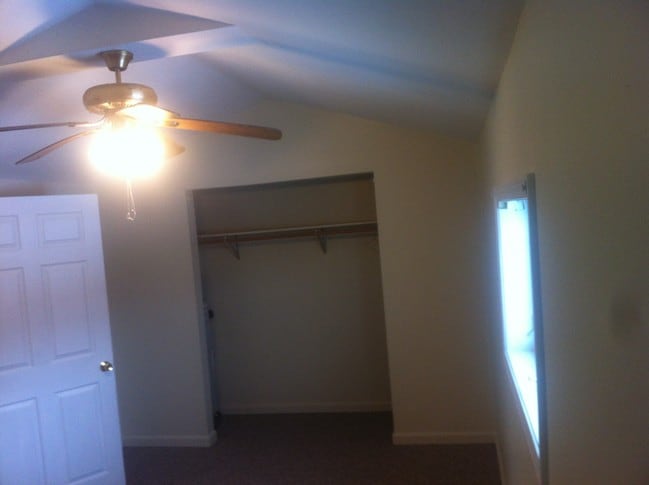 Beedroom - 1029 W 2nd St Unit 1