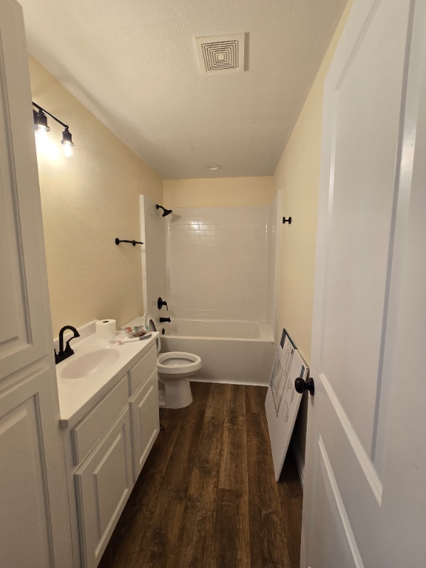 Photo - 2019 E Canal St Unit B