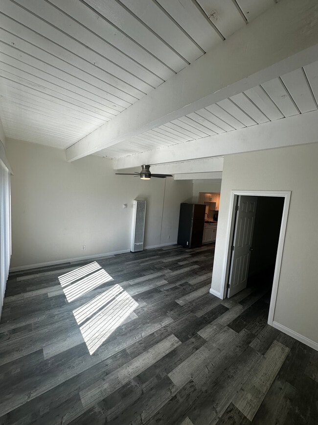 324 Leatrice Ln Unit 5