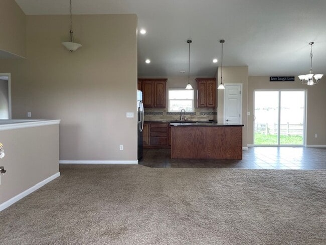 6960 Whistler Dr