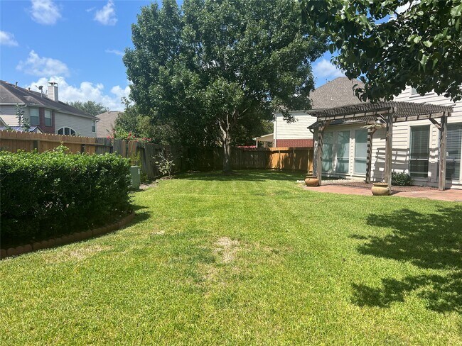 Photo - 3815 Shadow Knoll Ct