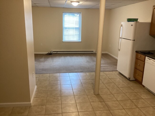 Photo - 633 Main St Unidad 4