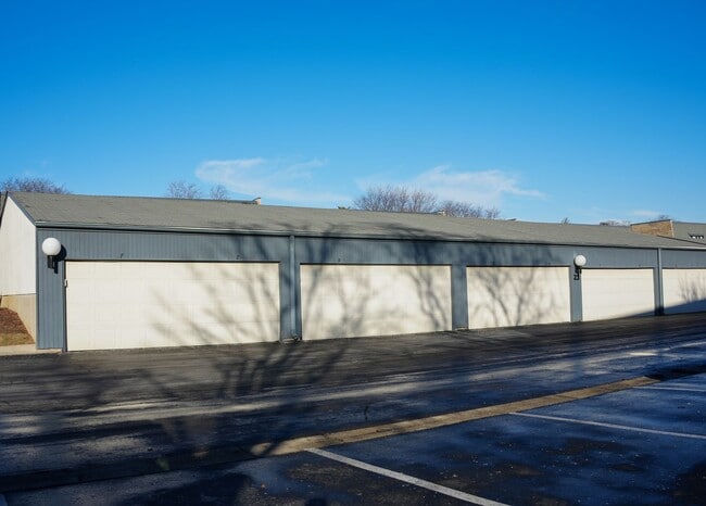 Photo - Stunning 2 Bed, 2 Bath Condo Available for Rent