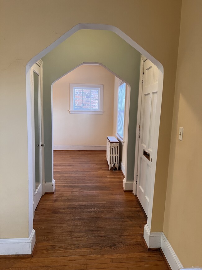 Photo - 3213 Condie St