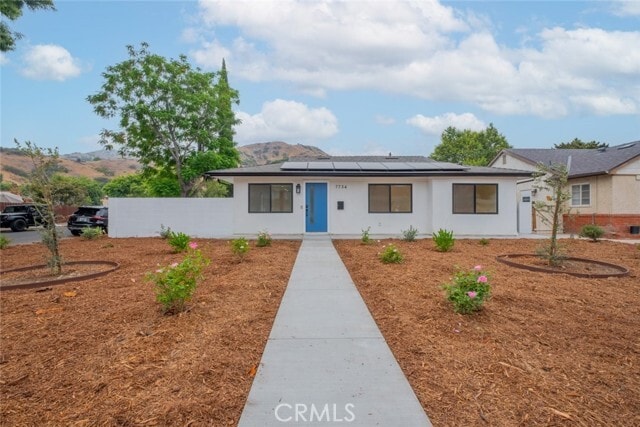 Building Photo - 7734 N Glenoaks Blvd Rental