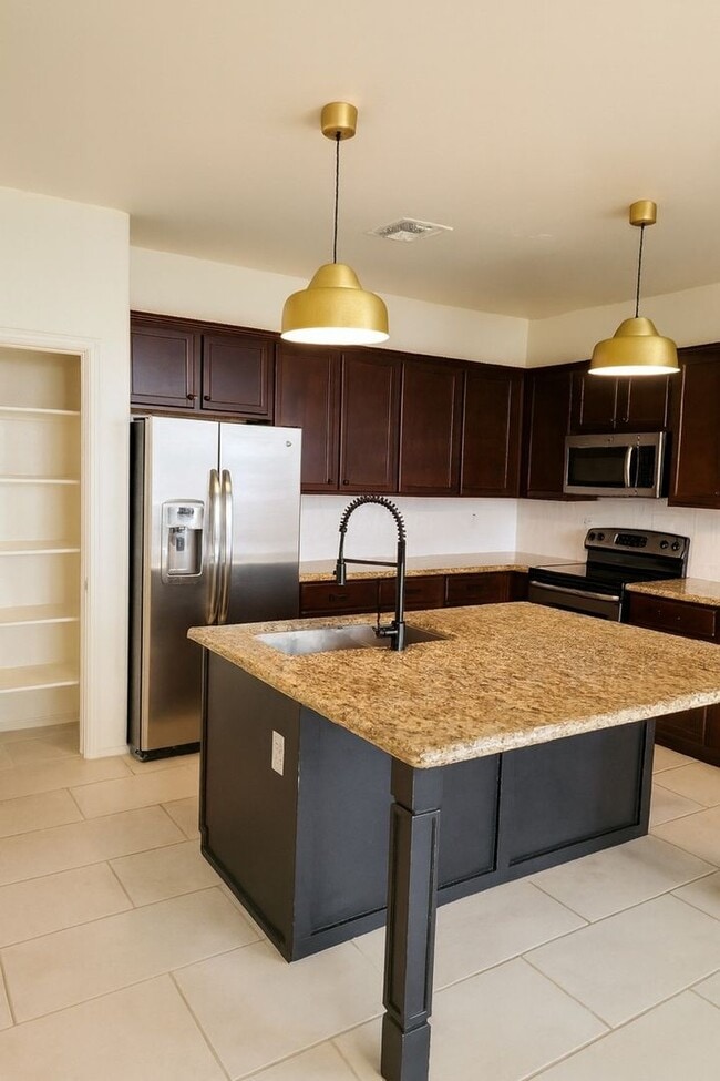 Photo - 21008 W Ridge Rd